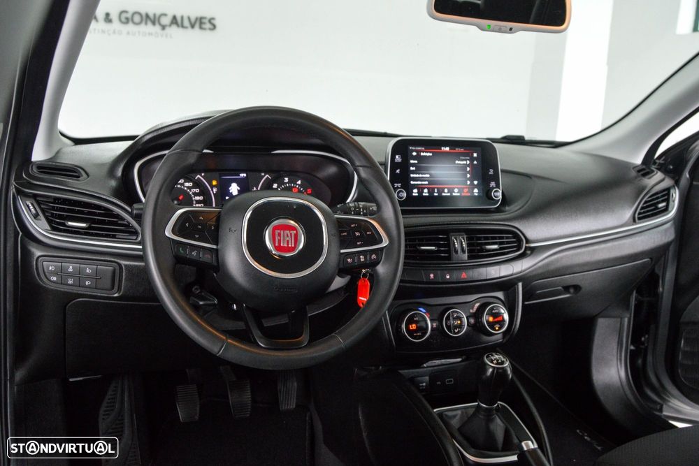 Fiat Tipo Station Wagon 1.3 M-Jet Lounge - 6