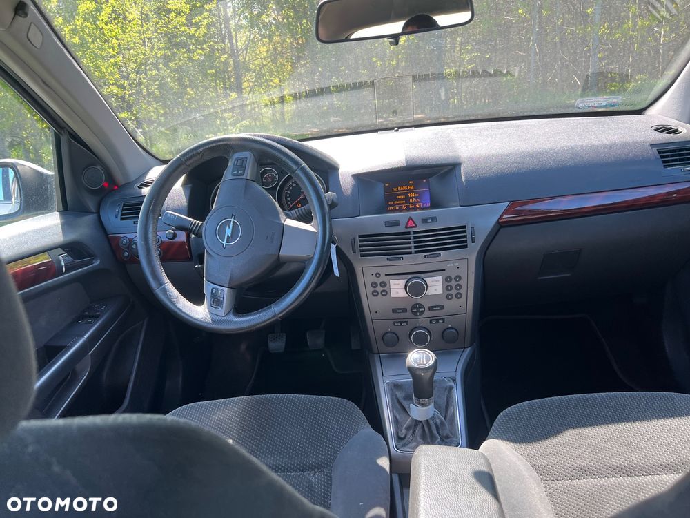 Opel Astra 1.7 CDTI Elegance - 11
