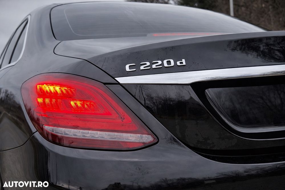 Mercedes-Benz C 220 d Aut - 18