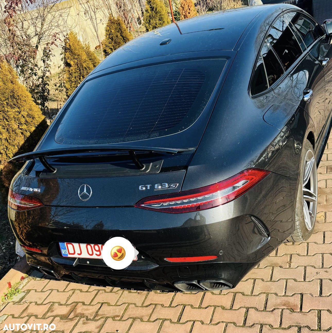 Mercedes-Benz AMG GT-S 63 4MATIC+ - 6