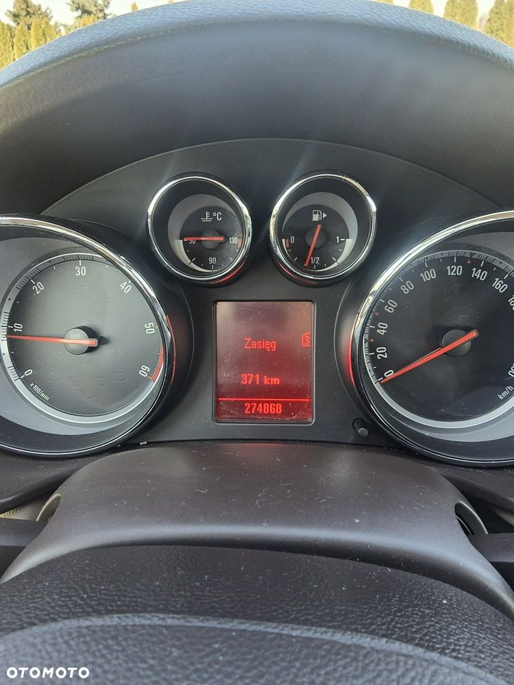 Opel Insignia - 28