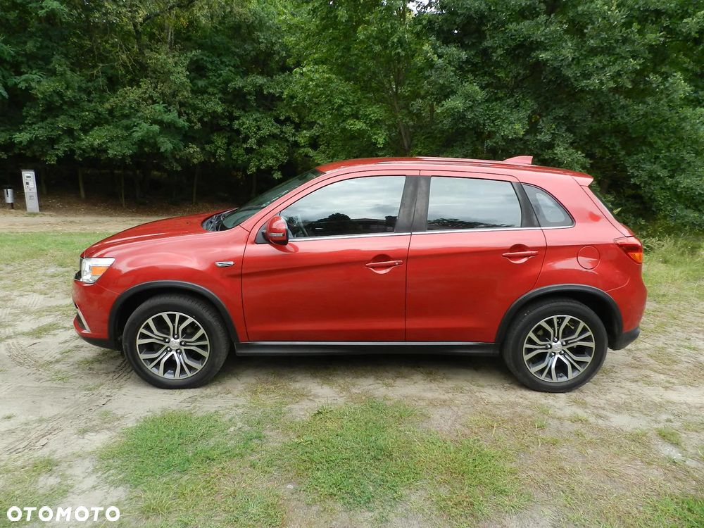 Mitsubishi ASX - 10