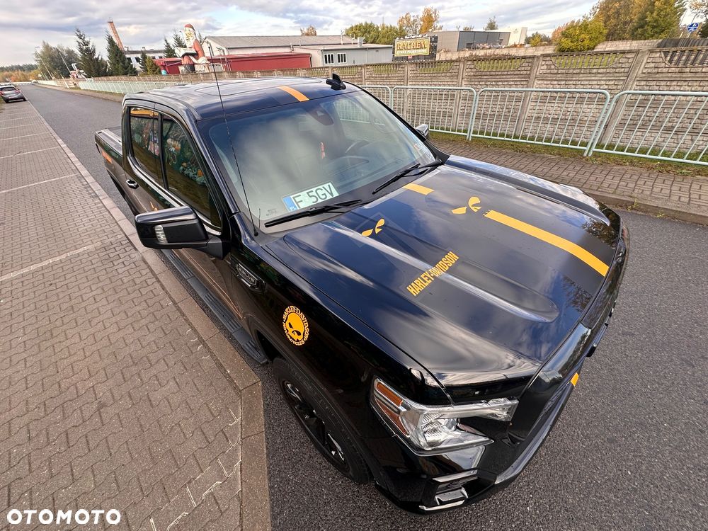 GMC Sierra - 29