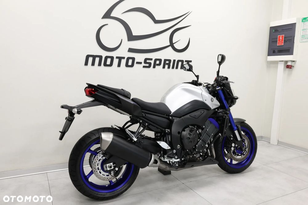 Yamaha FZ8 - 8