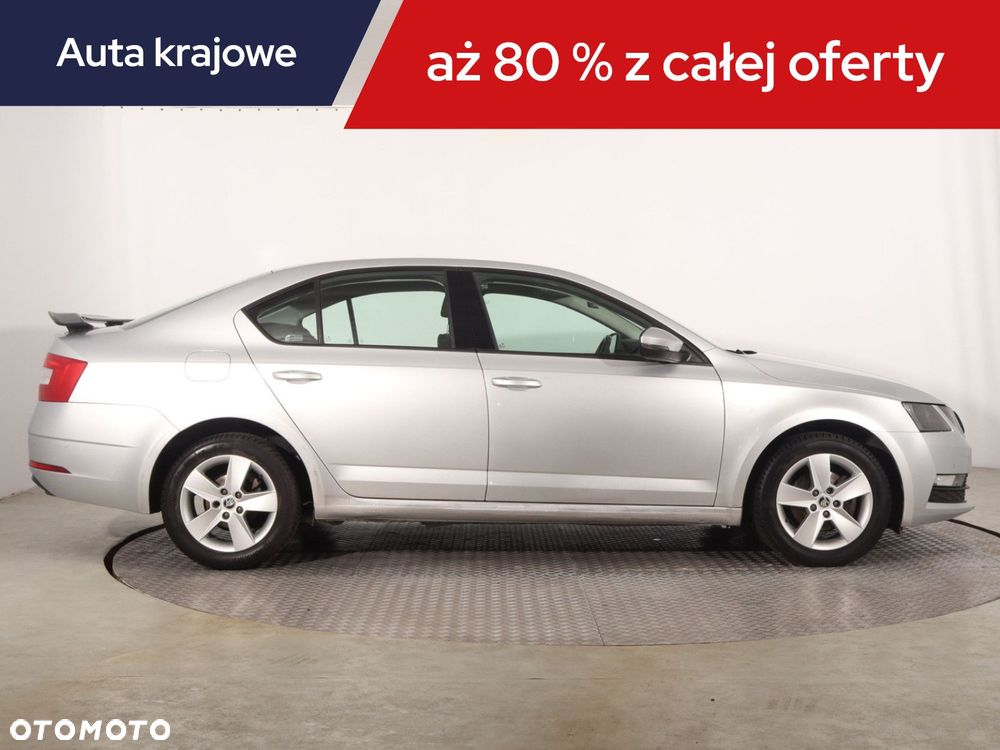 Skoda Octavia - 8