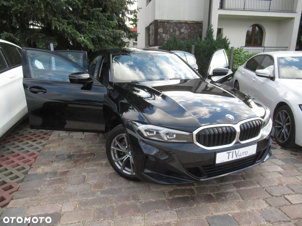 BMW Seria 3 318i - 40