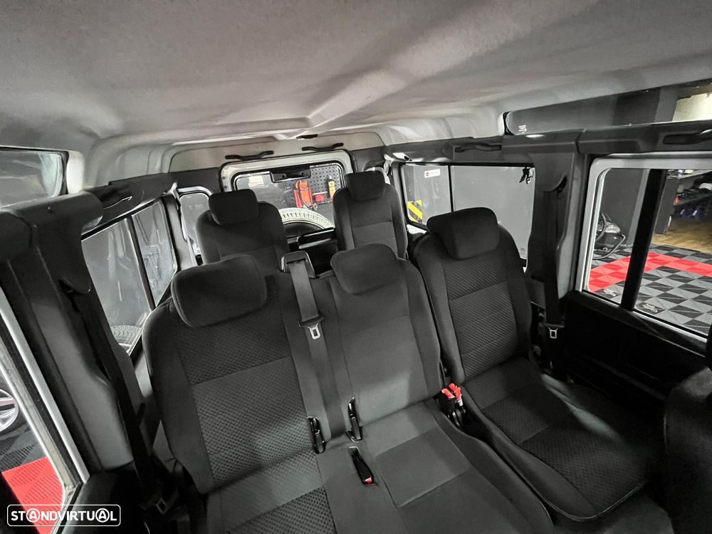 Land Rover Defender 110 DPF SE - 9
