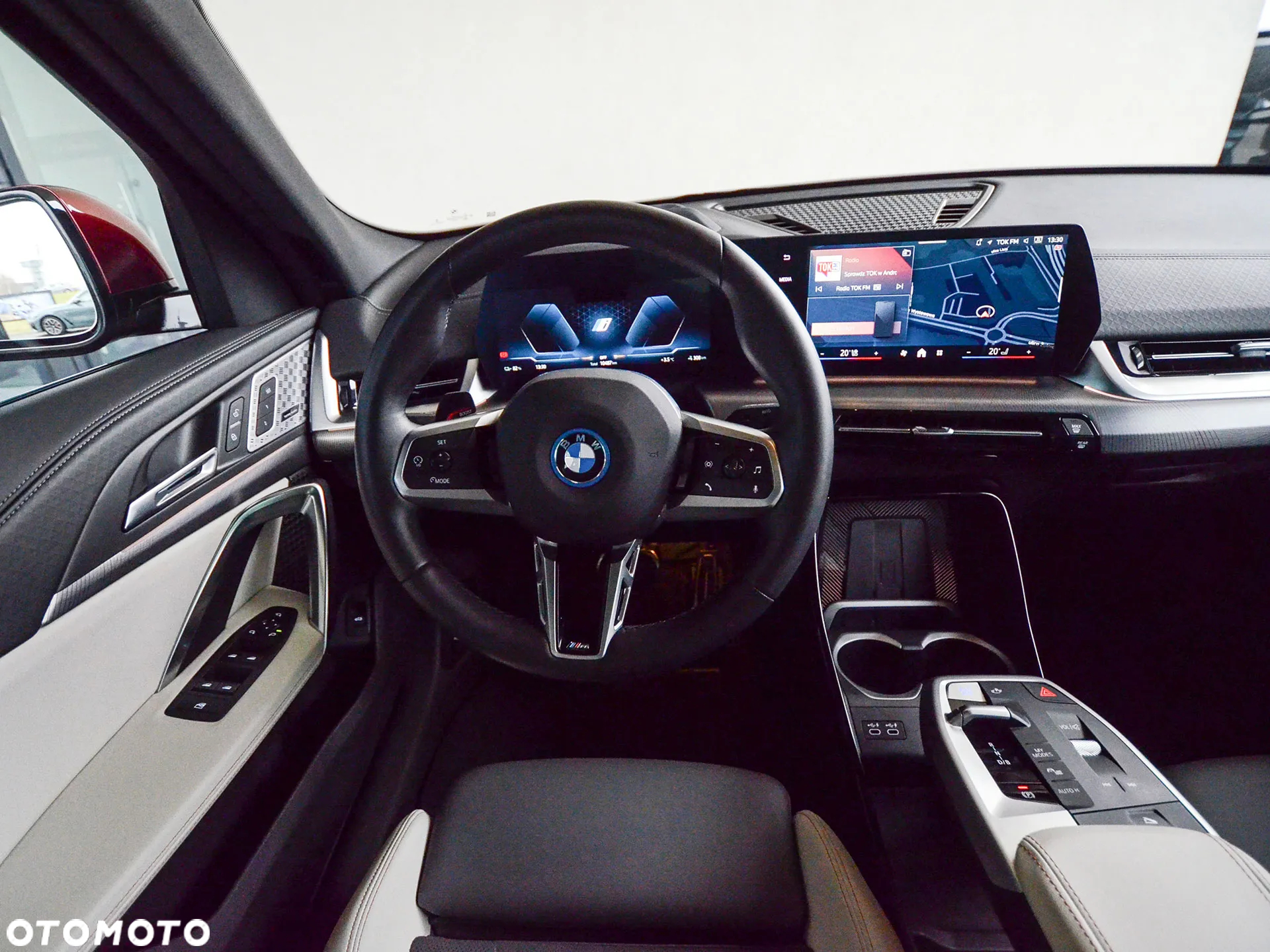 BMW iX2 XDrive30 M Sport - 36