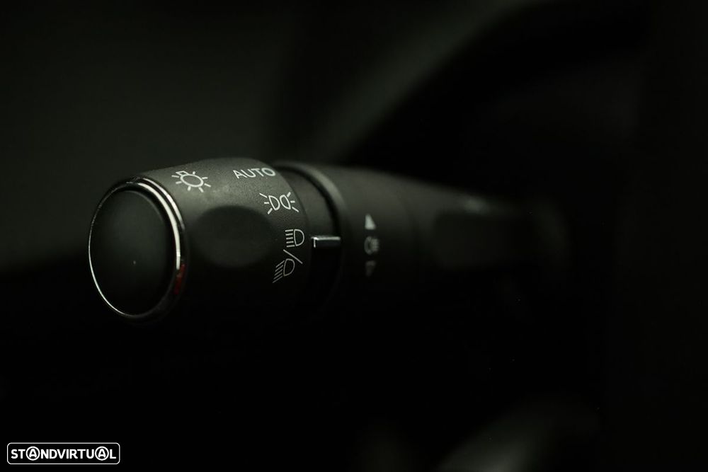 Peugeot 208 1.2 PureTech GT - 17