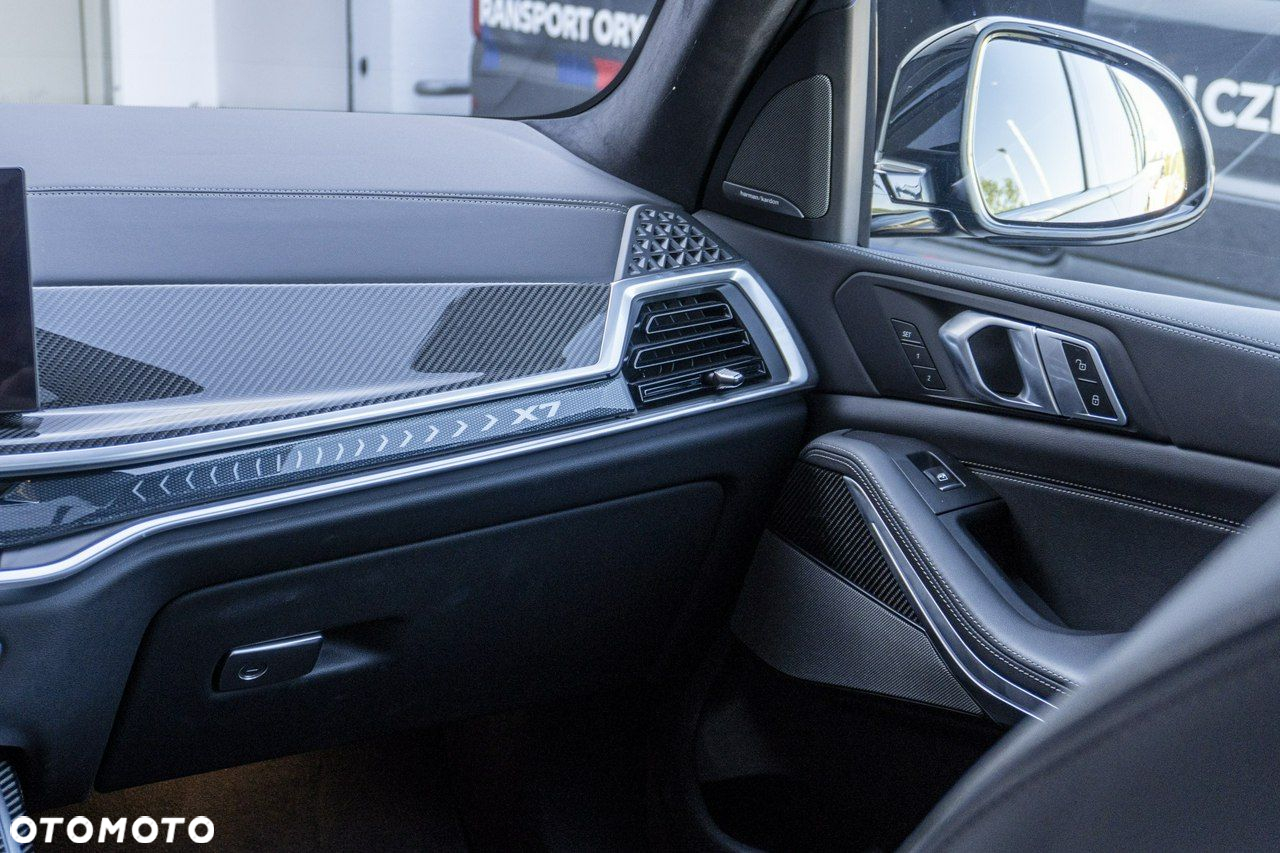 BMW X7 - 22