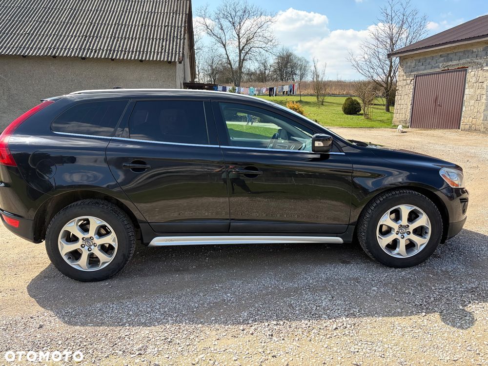 Volvo XC 60 D5 AWD Summum - 4