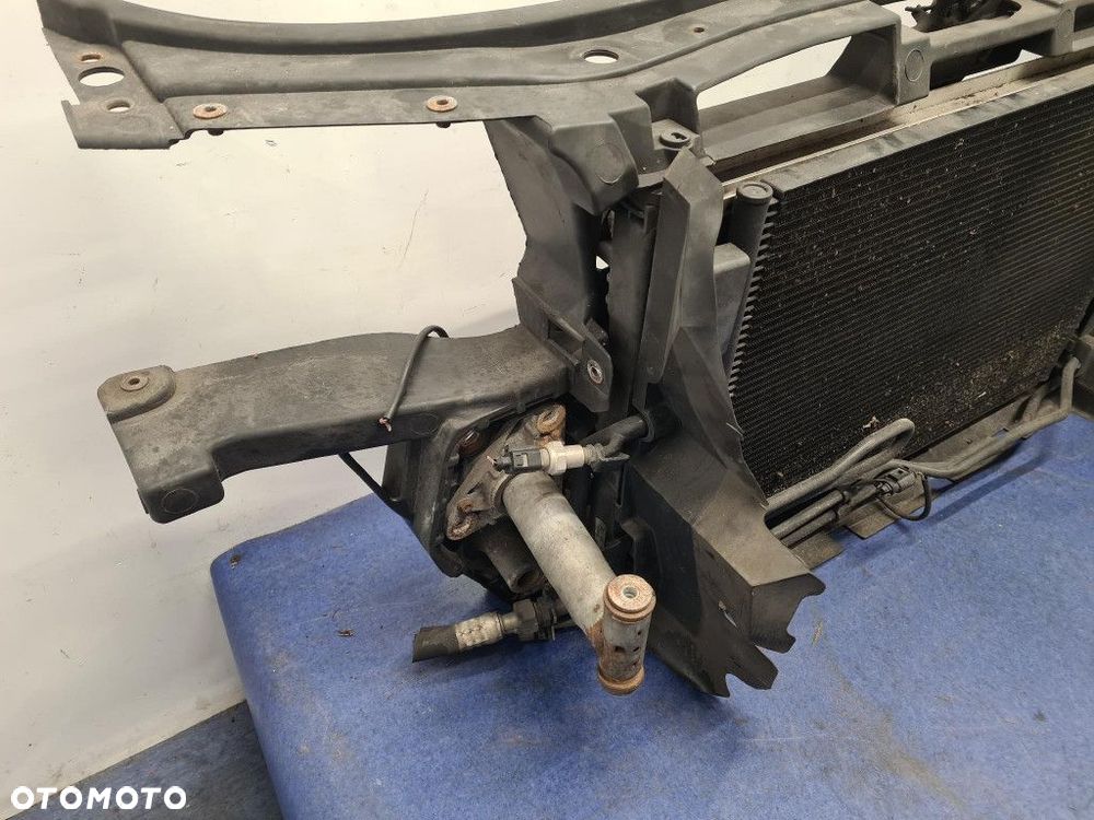 AUDI A6 C5 2.4B PAS PRZEDNI - 4