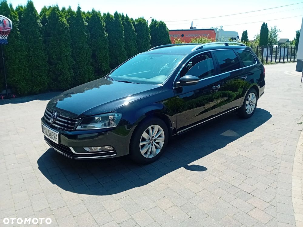 Volkswagen Passat 1.6 TDI BlueMotion Technology Highline - 11
