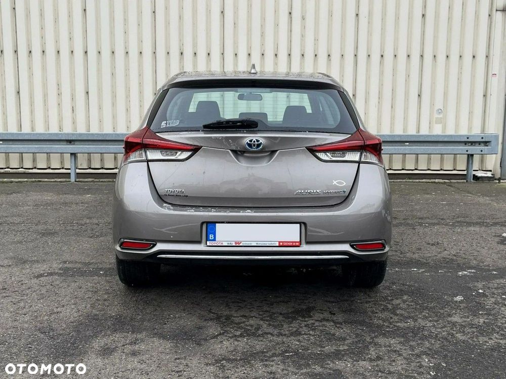 Toyota Auris - 8