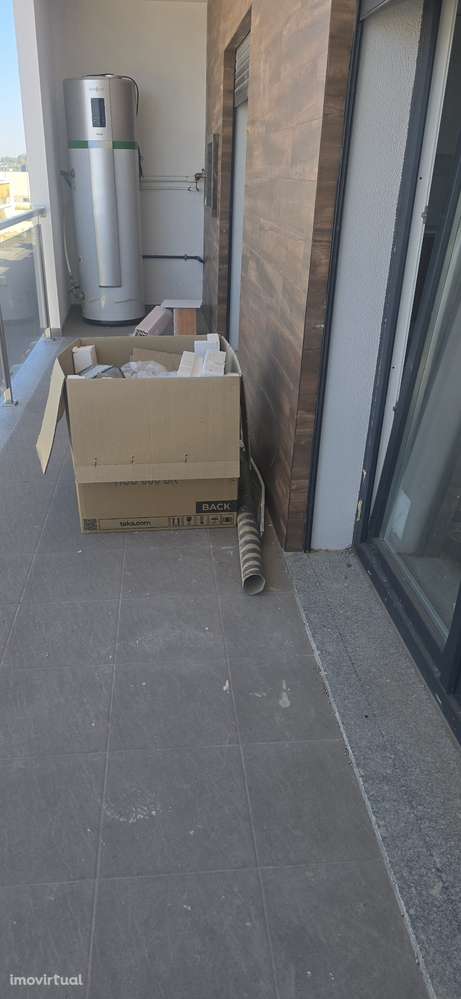 T3 dúplex com terraço e parqueamento. - Grande imagem: 5/23