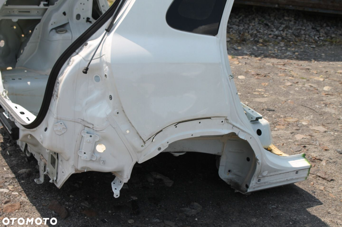 PAS TYLNY ĆWIARTKA TYŁ BŁOTNIKI TYLNE SUZUKI SX4 S-CROSS II 21- - 8