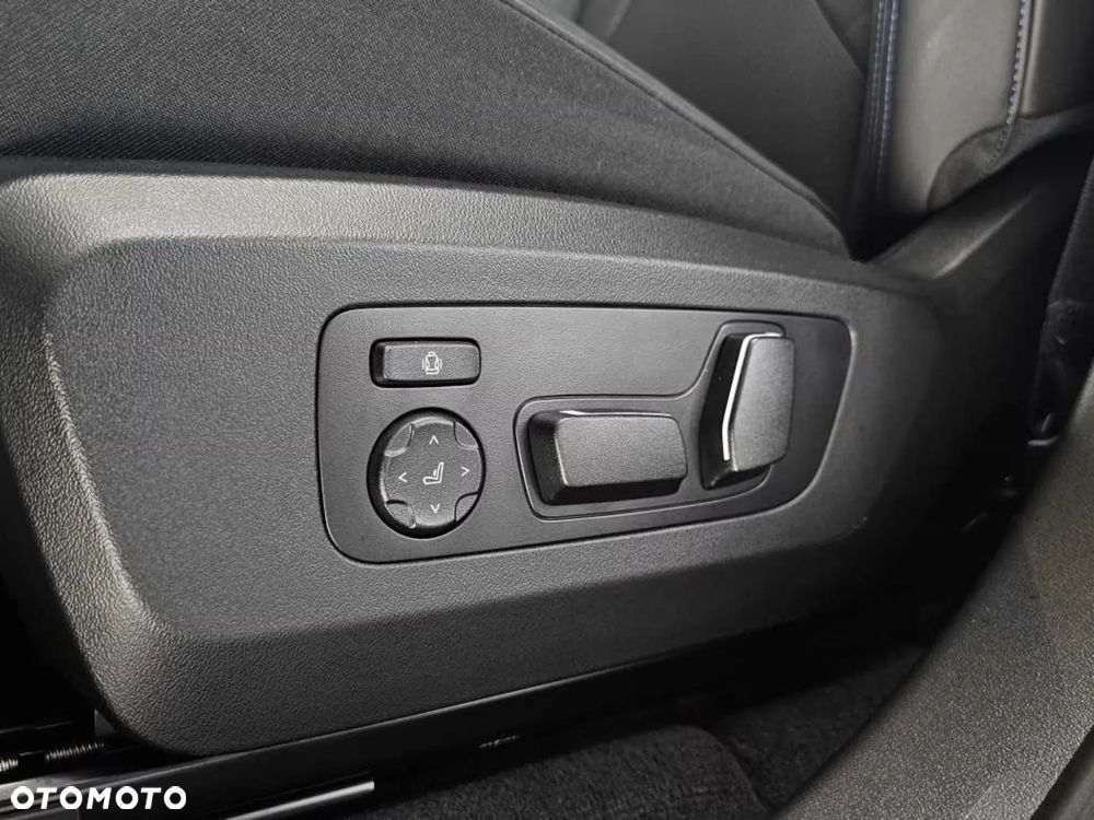 BMW X3 xDrive20d mHEV - 26