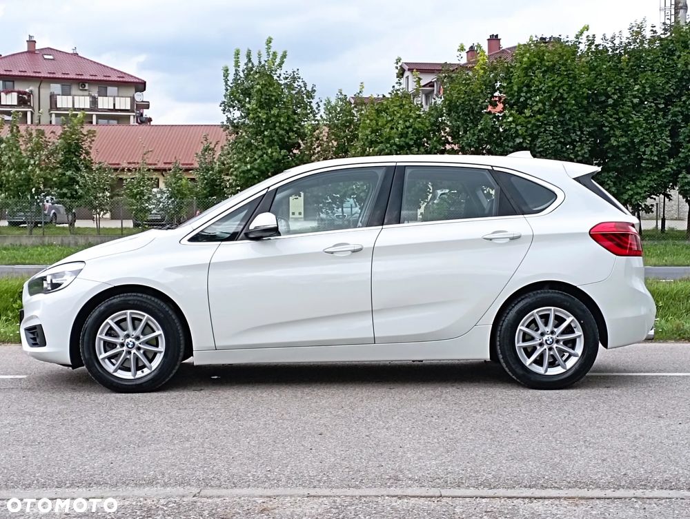 BMW Seria 2 218i - 4