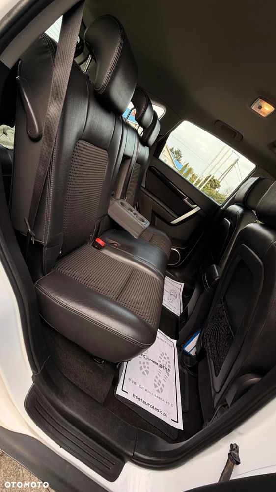 Chevrolet Captiva 2.4 AWD LT+ - 9