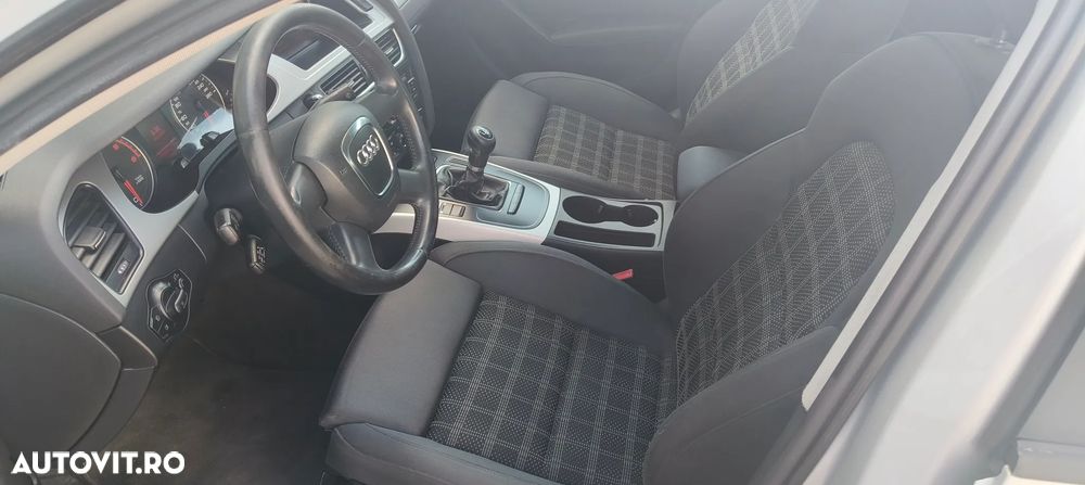 Audi A4 Limuzina - 7
