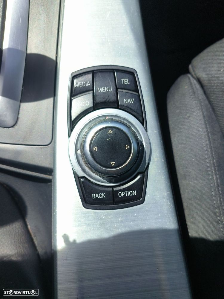 BMW 318 - 16