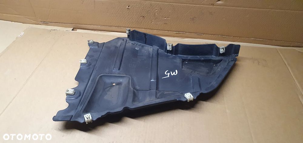 Osłona płyta pod zderzak podwozia lewy przód BMW M5 G30 F90 8065821 - 4