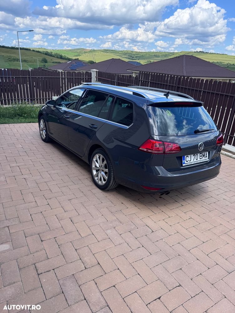Volkswagen Golf - 2