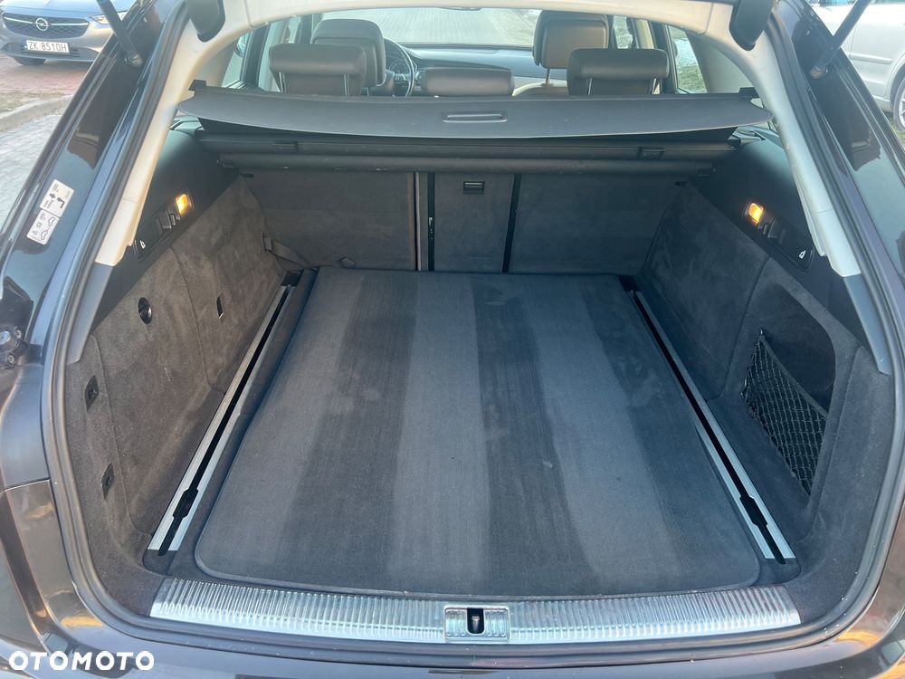 Audi A6 Allroad - 25