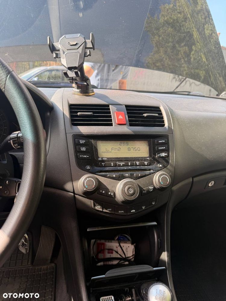 Honda Accord 2.0 Comfort - 17
