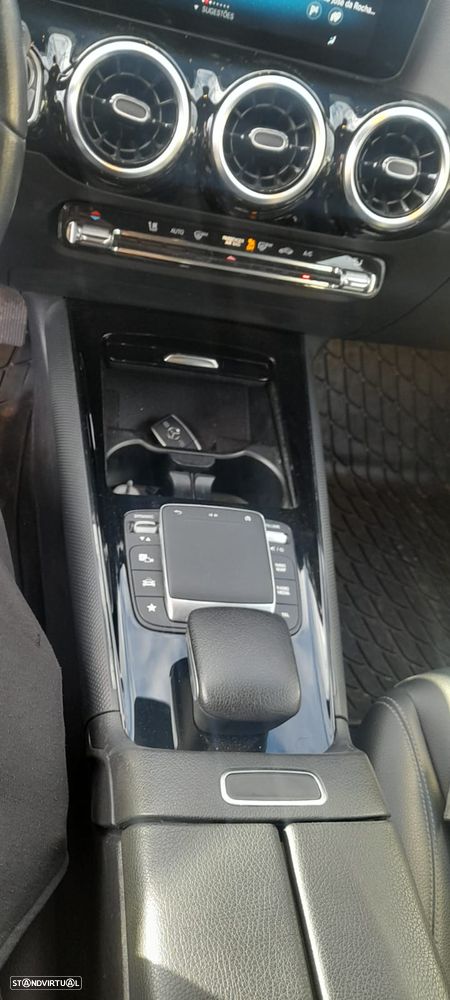 Mercedes-Benz GLA 200 d 8G-DCT Progressive - 13