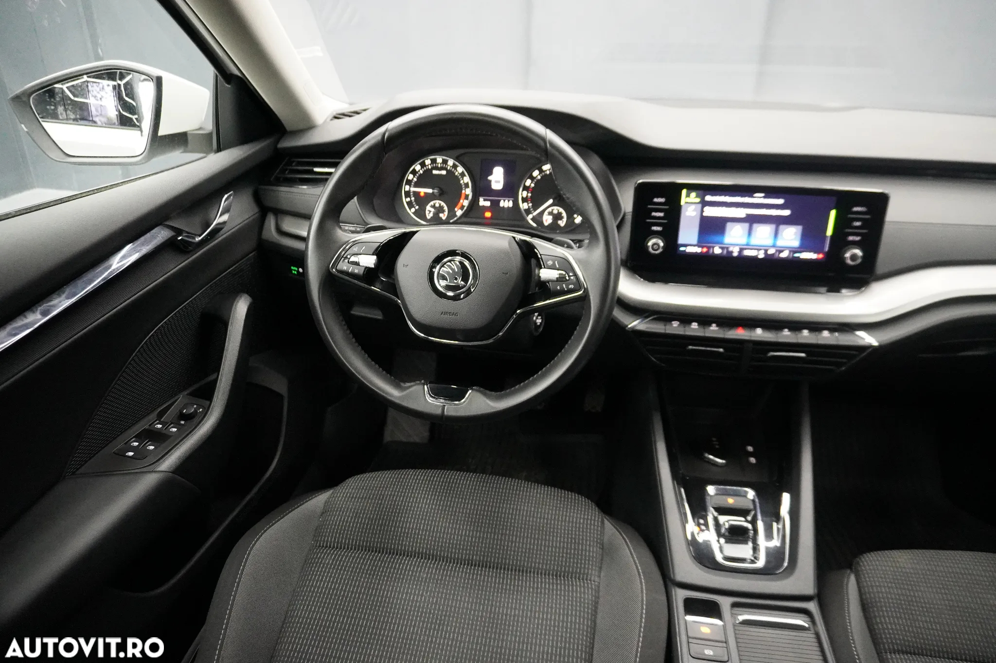 Skoda Octavia 2.0 TDI DSG Ambition - 4