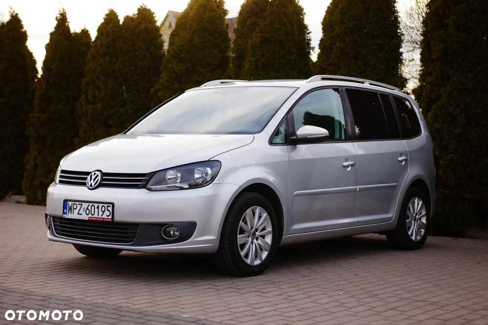 Volkswagen Touran 1.6 TDI DPF BlueMotion Technology DSG Highline - 12