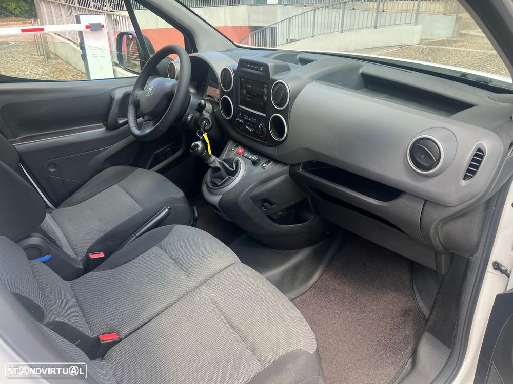 Peugeot 1.6 BlueHDI L2 Pro 3L Longa - 11
