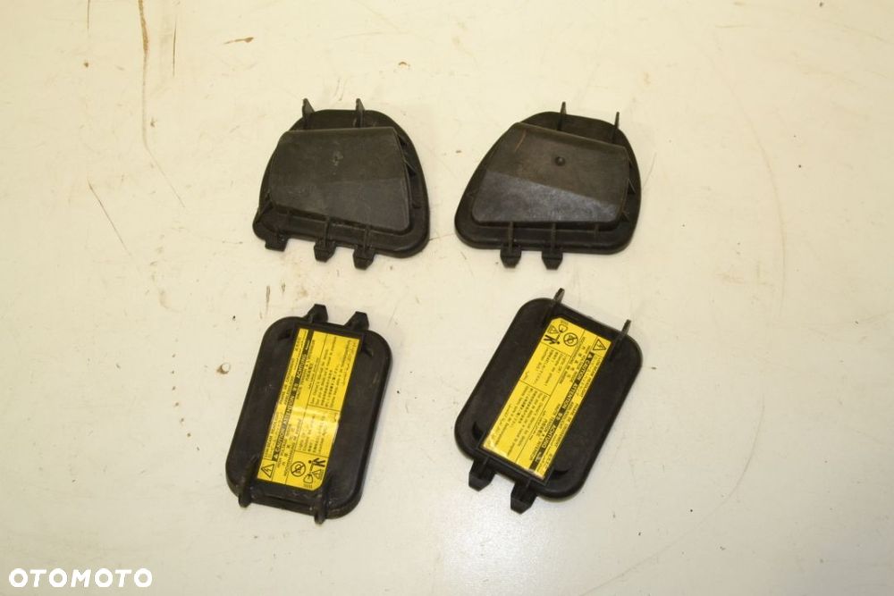 Dekielek zaślepka lampy Lexus IS 220 250 300 350 - 1