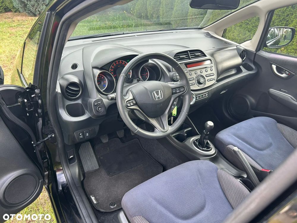 Honda Jazz 1.4 Executive - 26