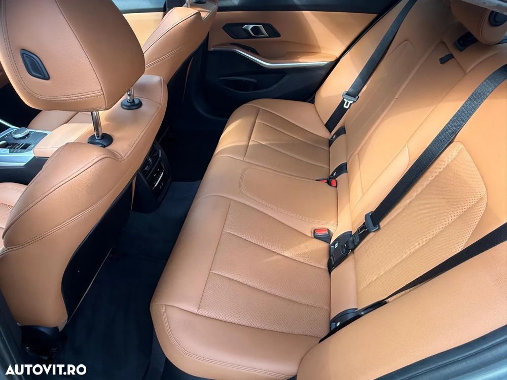 BMW Seria 3 320d xDrive AT MHEV - 15