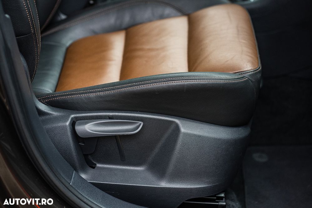 Volkswagen Sharan 2.0 TDI BlueMotion Technology Highline - 16