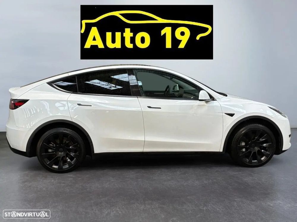 Tesla Model Y RWD - 8