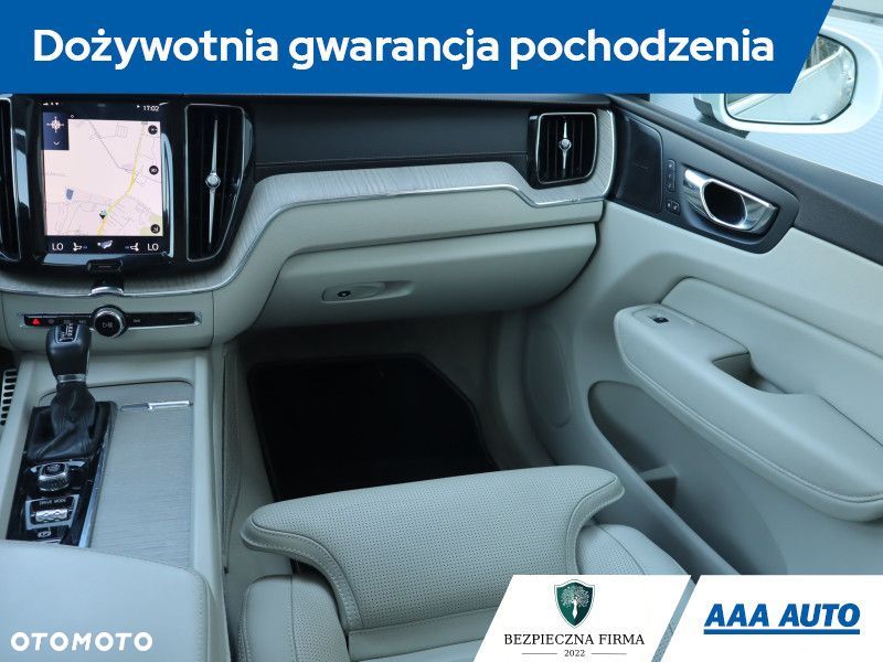 Volvo XC 60 - 10