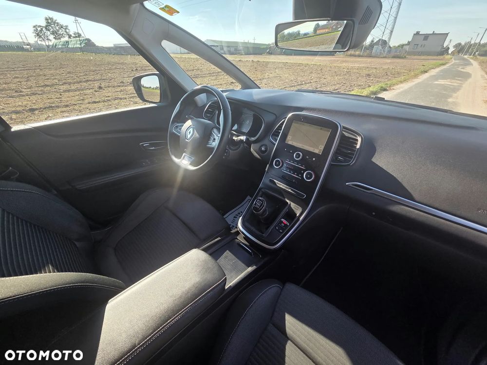 Renault Grand Scenic ENERGY dCi 110 INTENS - 12