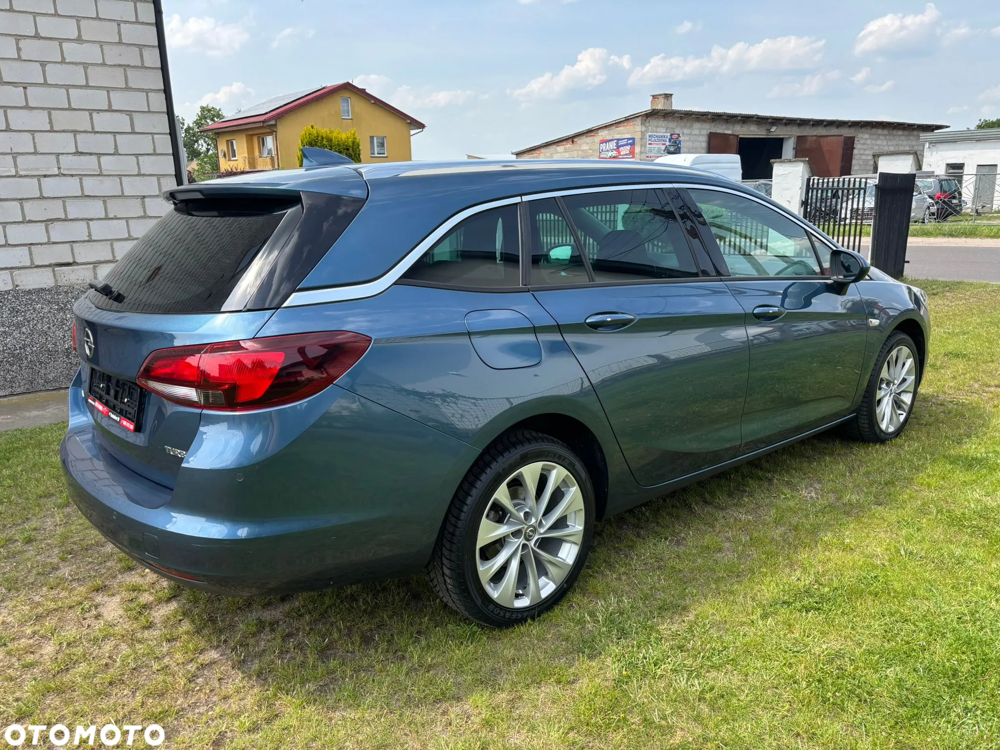 Opel Astra 1.4 Turbo Innovation - 4