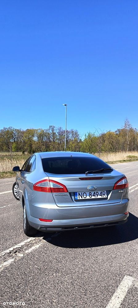 Ford Mondeo 1.8 TDCi Ghia - 19