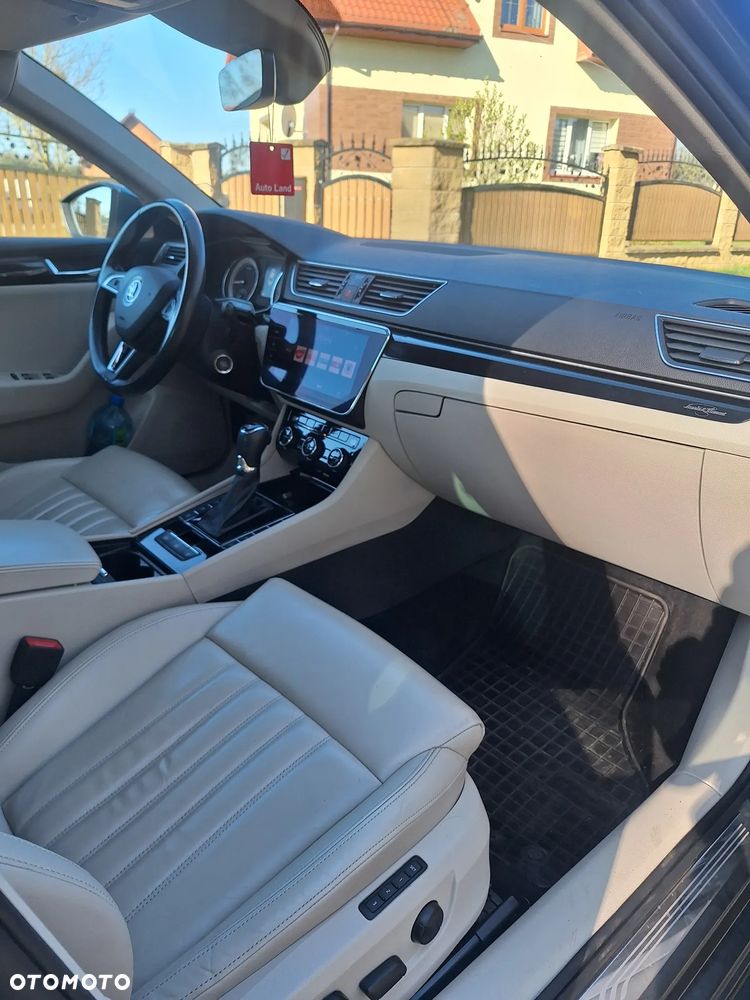 Skoda Superb 2.0 TDI 4x4 L&K DSG - 8