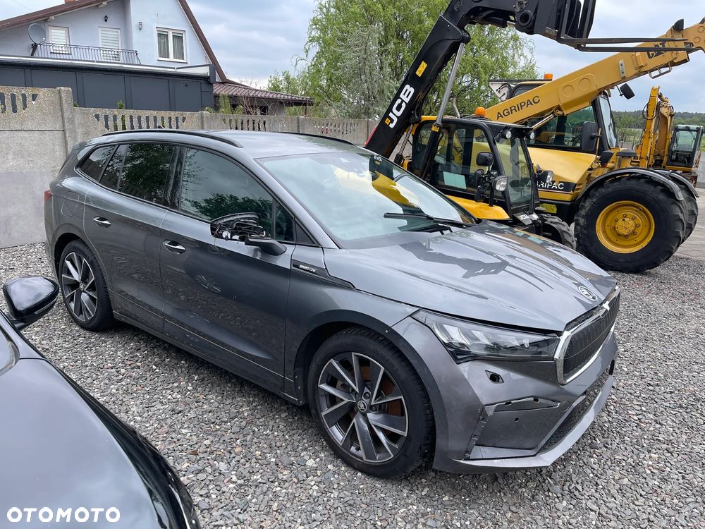 Skoda Enyaq 80 82kWh Sportline Maxx - 28