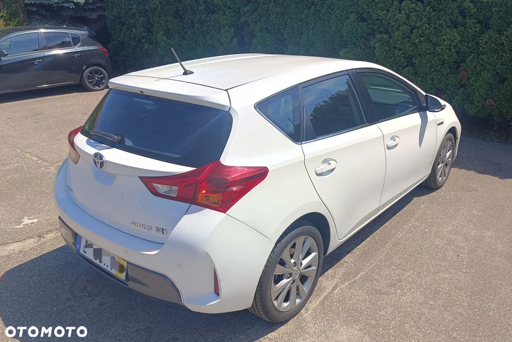Toyota Auris 1.8 HSD Luna - 3