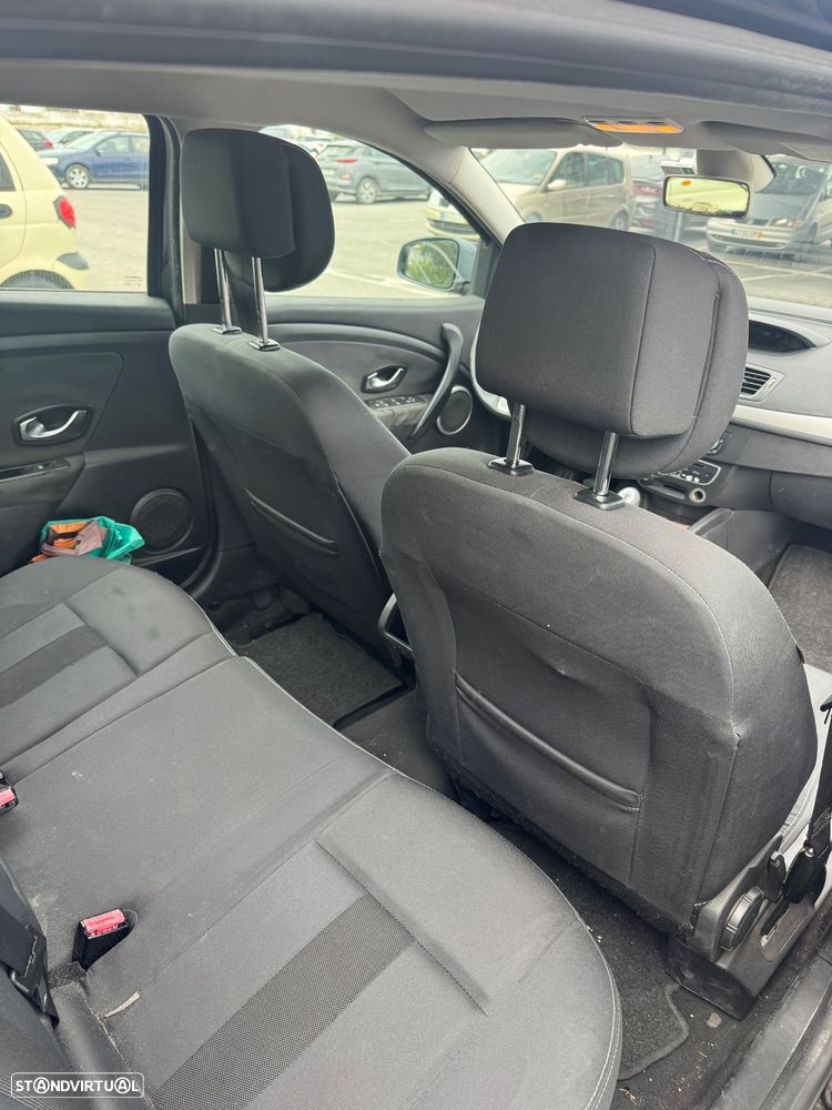 Renault Mégane Sport Tourer 1.5 dCi Dynamique - 7