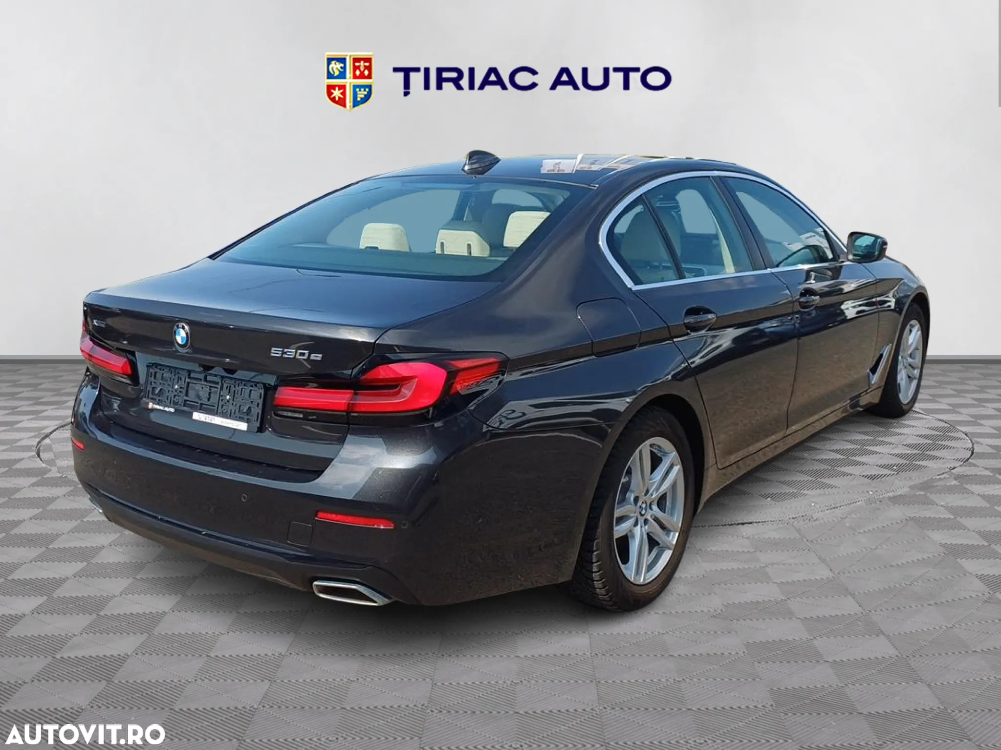 BMW Seria 5 530e xDrive Aut. - 5