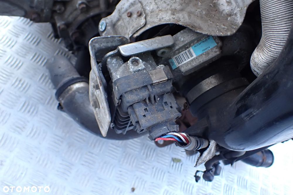 SILNIK C-CROSSER PEUGEOT 4007 2.2HDI 10DZ69 PSA4HN - 4