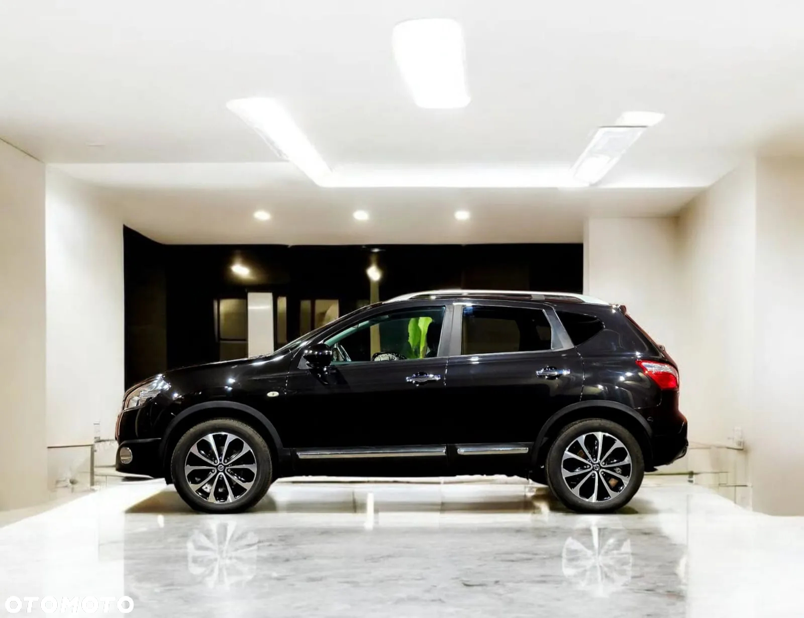 Nissan Qashqai 2.0 CVT lounge - 4