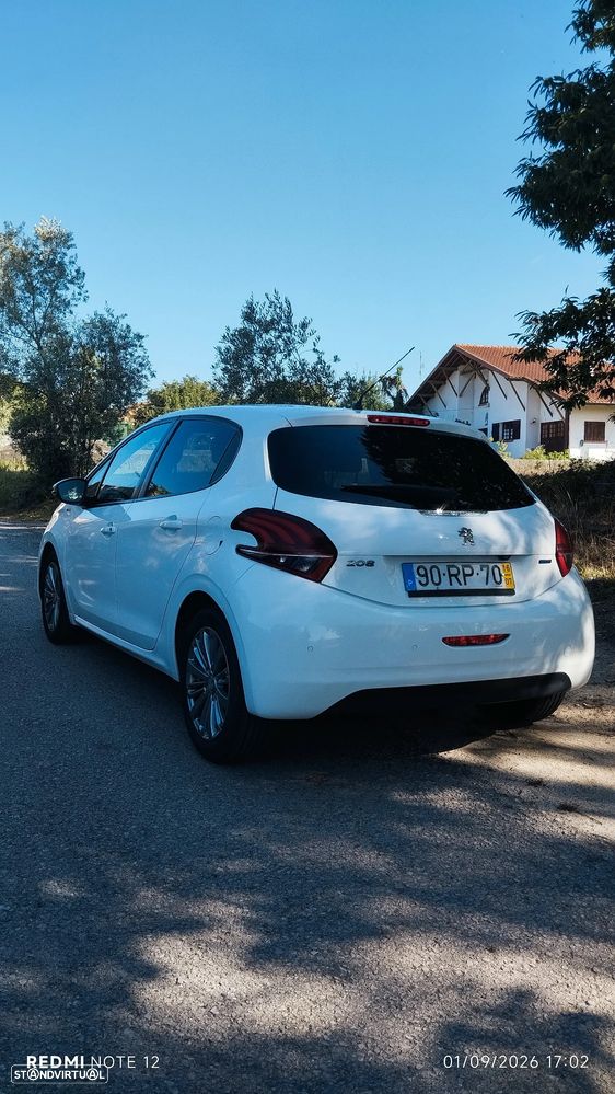 Peugeot 208 1.2 PureTech Style - 20